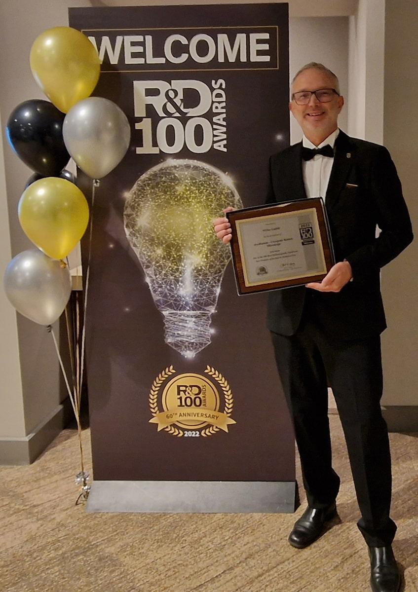 WITec Managing Director Dr. Joachim Koenen at the 2022 R&D 100 Awards ceremony